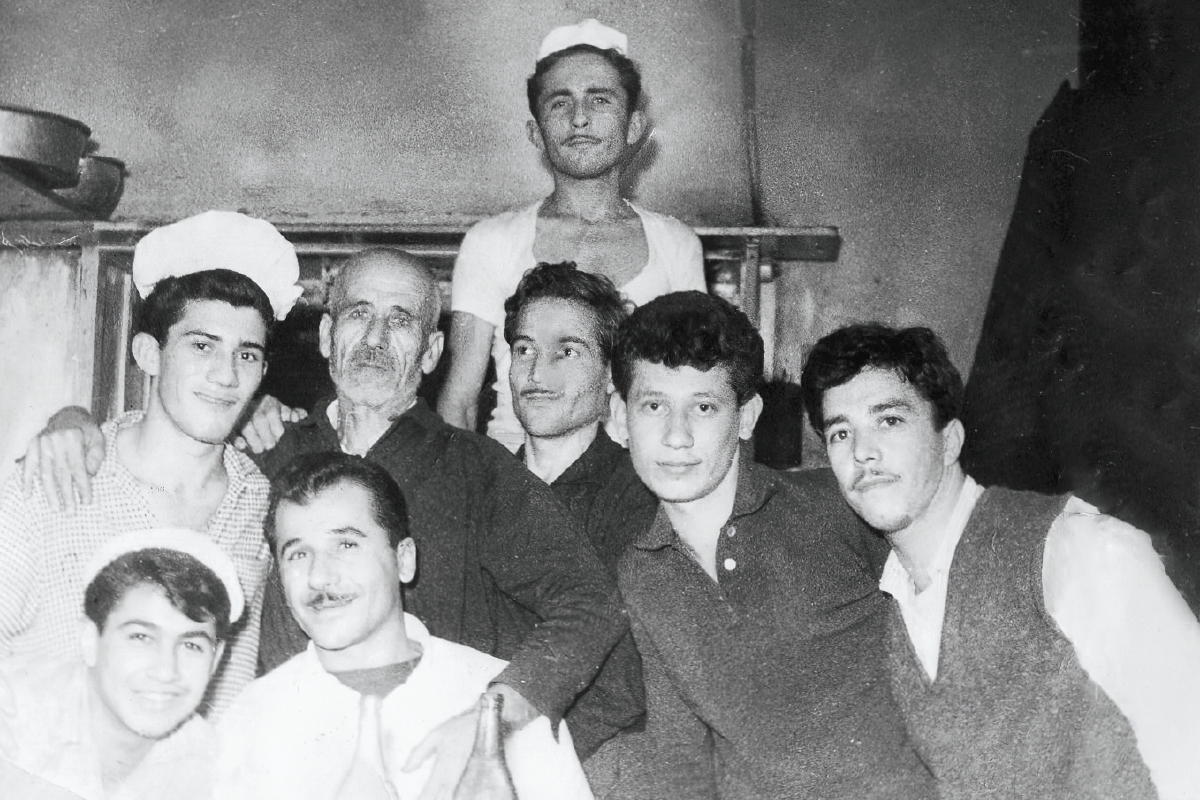 Müşteri Yemeklerinden Yiyen Personel